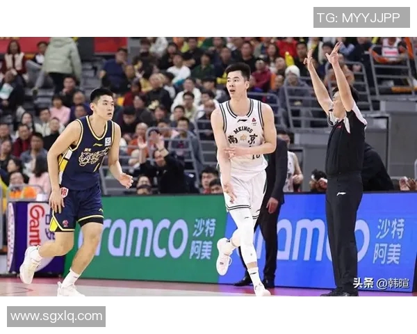 郭昊文闪耀上海CBA全明星赛展现年轻球员的无限潜力与激情