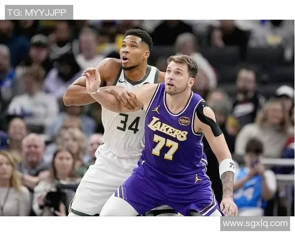 湖人连续击败雄鹿取得优势，展现冠军之路的坚定步伐