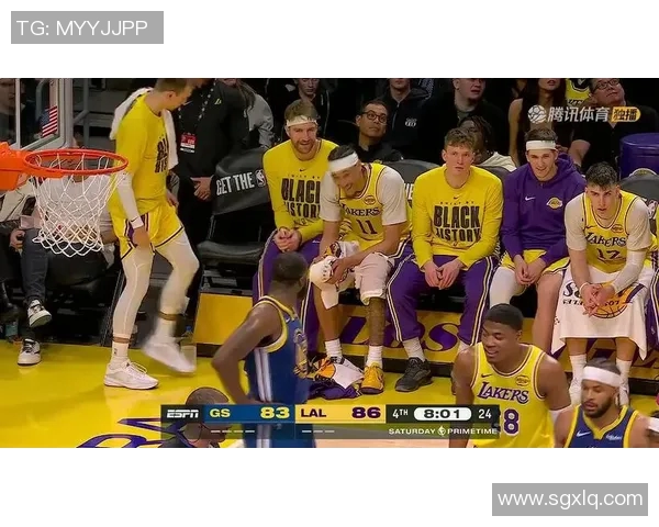 勇士主场大胜湖人，喜迎四连胜，库里再献绝杀表演