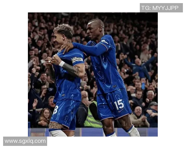 英超切尔西主场战胜曼联,重返联赛前四位置 英超切尔西主场战胜曼联,重返联赛前四位置